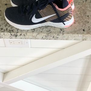 Nike Women’s Metcon FlyKnit